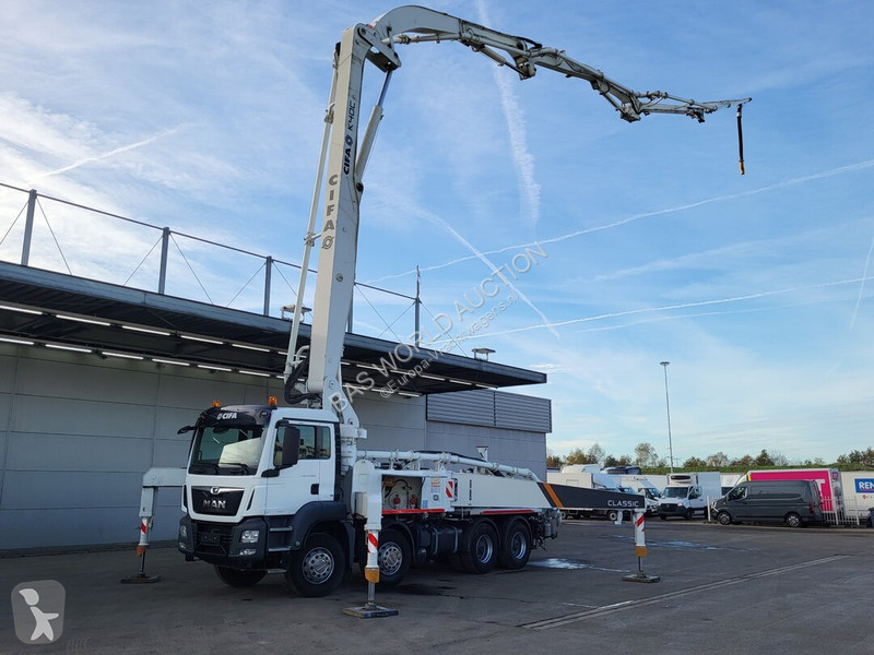 Camion MAN 41.460