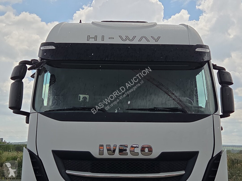 Camião Iveco 420
