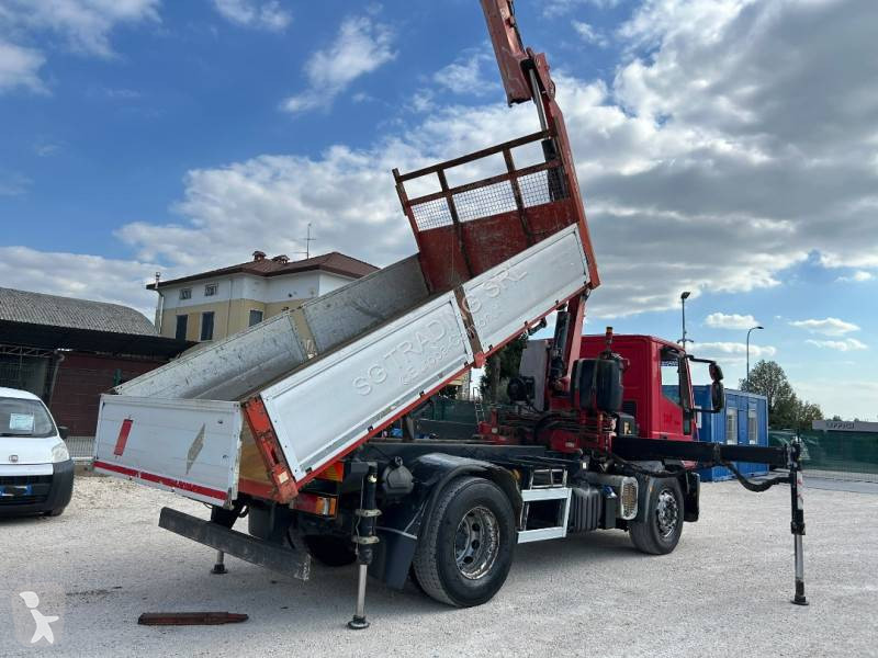 Iveco 180 E 28 truck