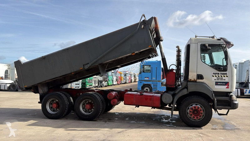 Camion Renault 300 (POMPE MANUELLE / LAMES /...