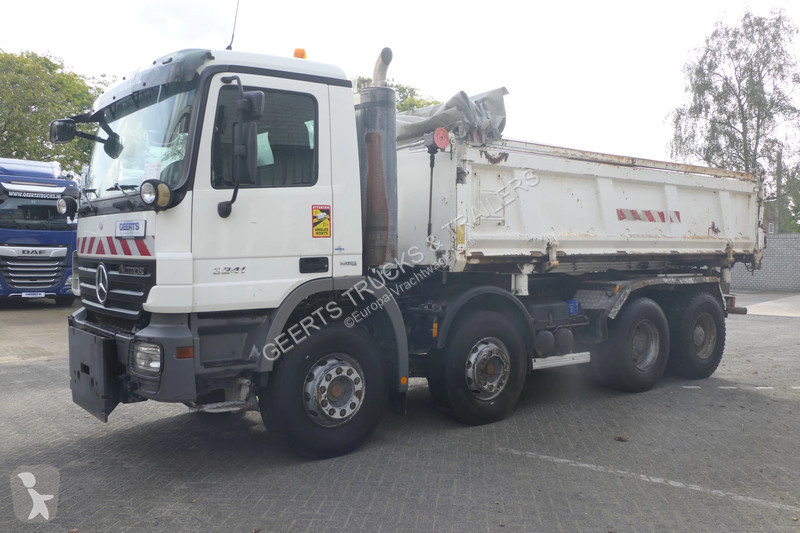 Camion Mercedes 3241
