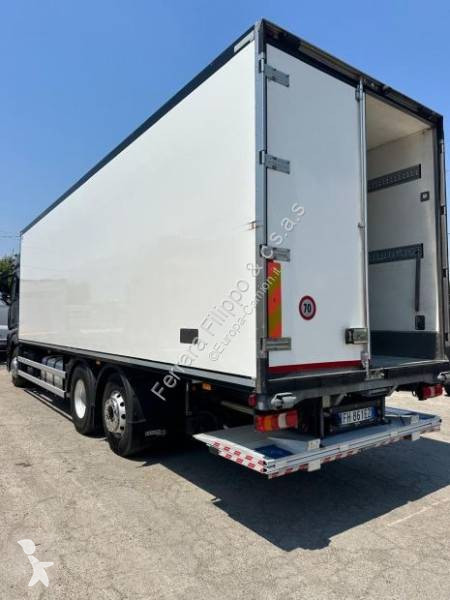 Lastbil Mercedes 2548