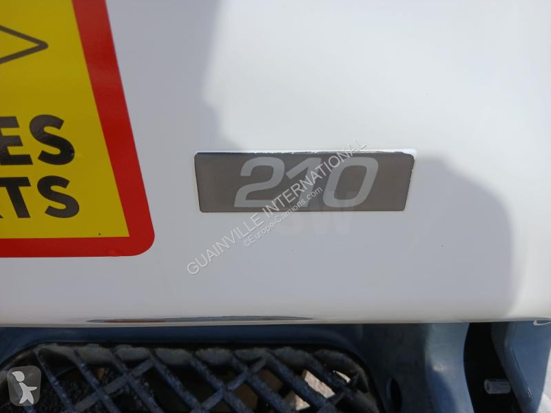 Camion Renault 210