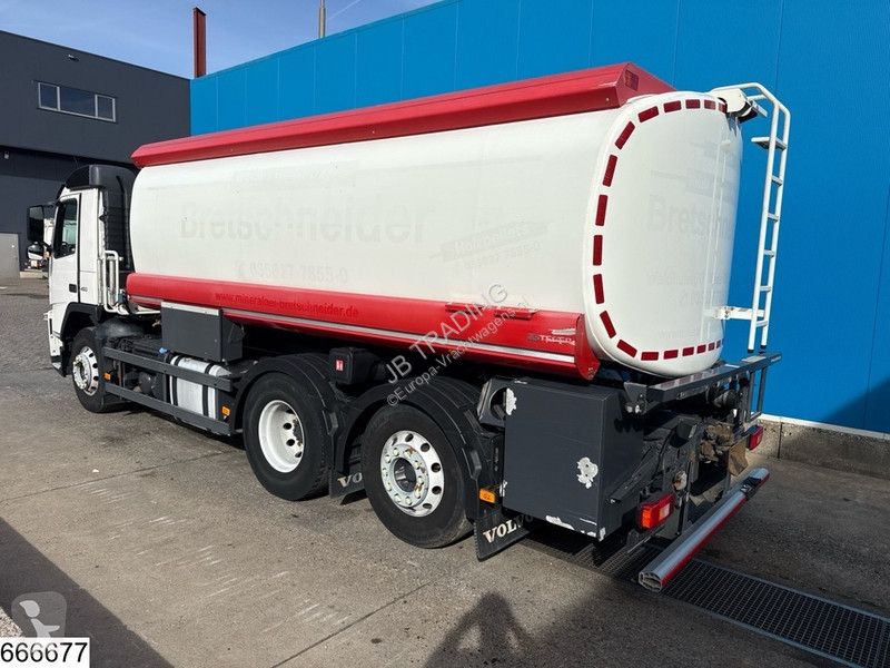 Camion Volvo 450 6x2, EURO 5, 20240 liter, 3 comp