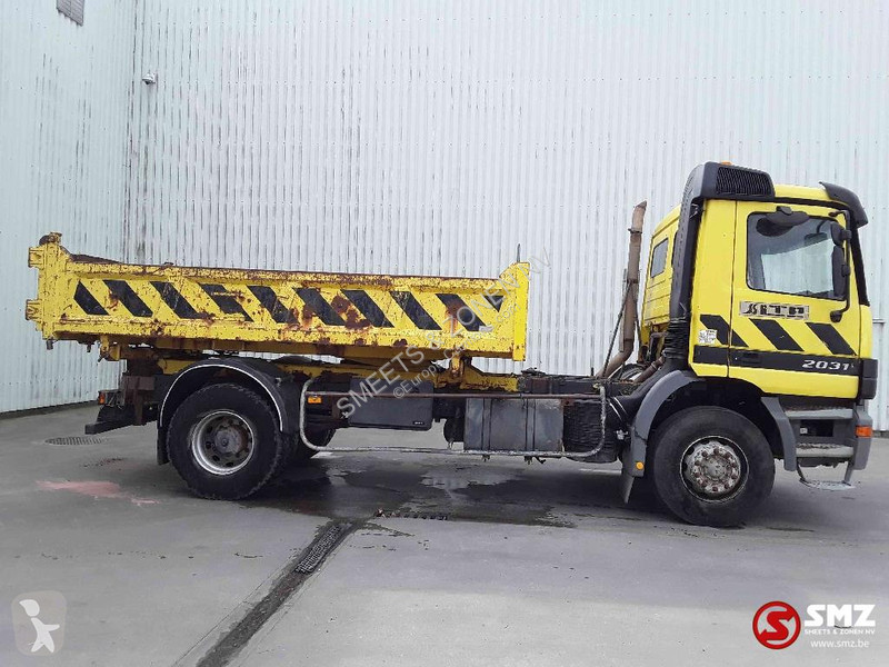 Camion Mercedes 2031