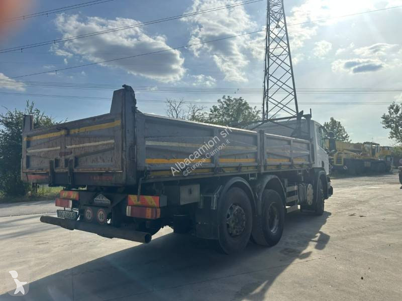 Camion Scania 320