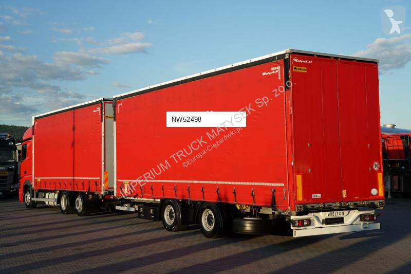 Грузовик Mercedes 2545