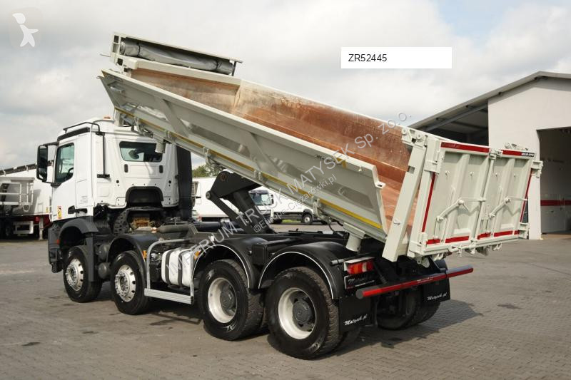 Грузовик Mercedes AROCS 3240 / 8x4 / WYWROTKA...