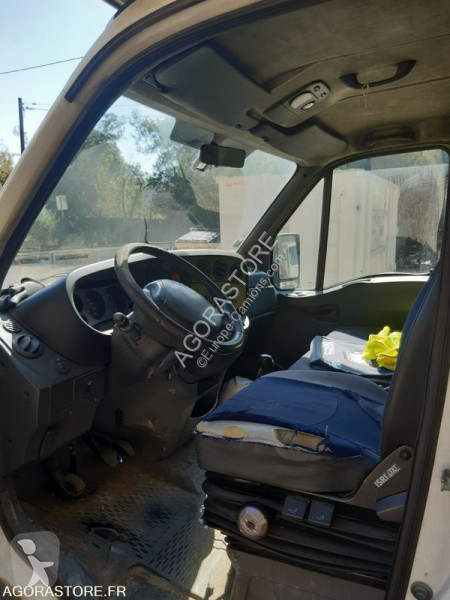 Lastbil Iveco 35C10
