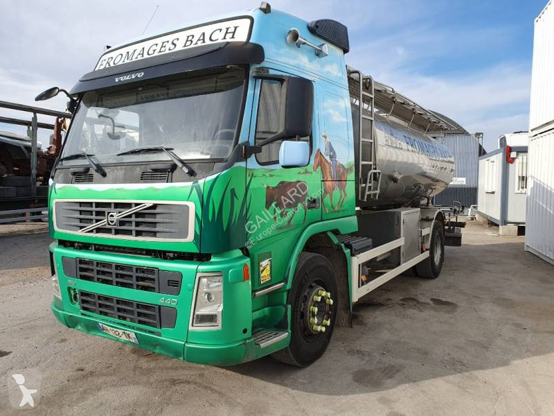 Camion Volvo 440