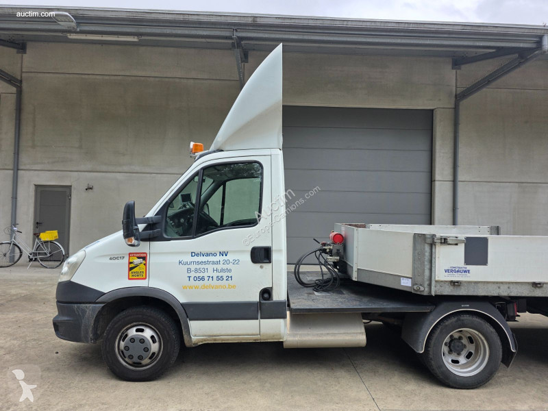 Camión Iveco daily 40c17