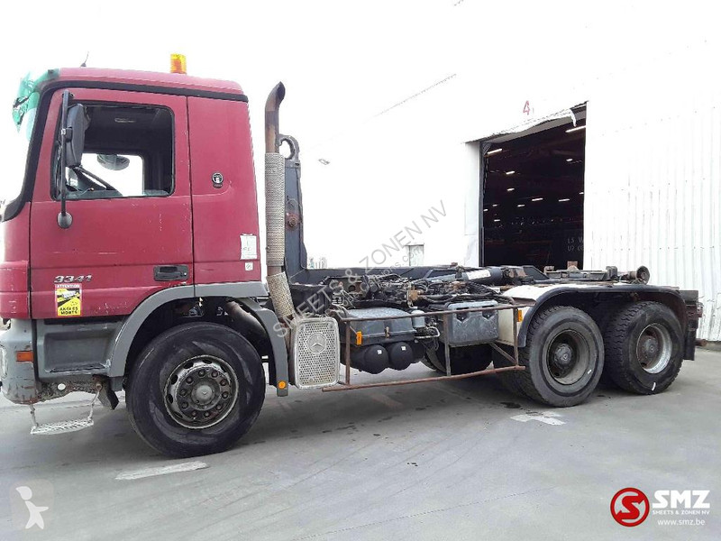 Lastbil Mercedes 3341