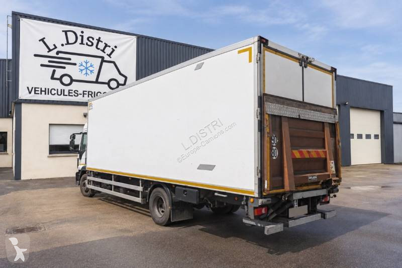 Camion Iveco 140 E 25