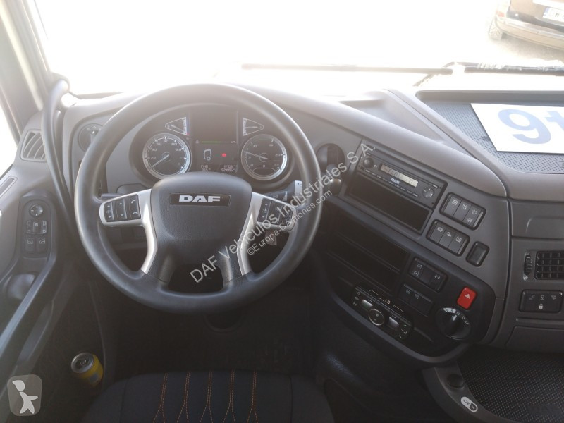 Camión DAF 480 FAR 6X2 R
