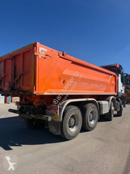 Camion Mercedes 3251