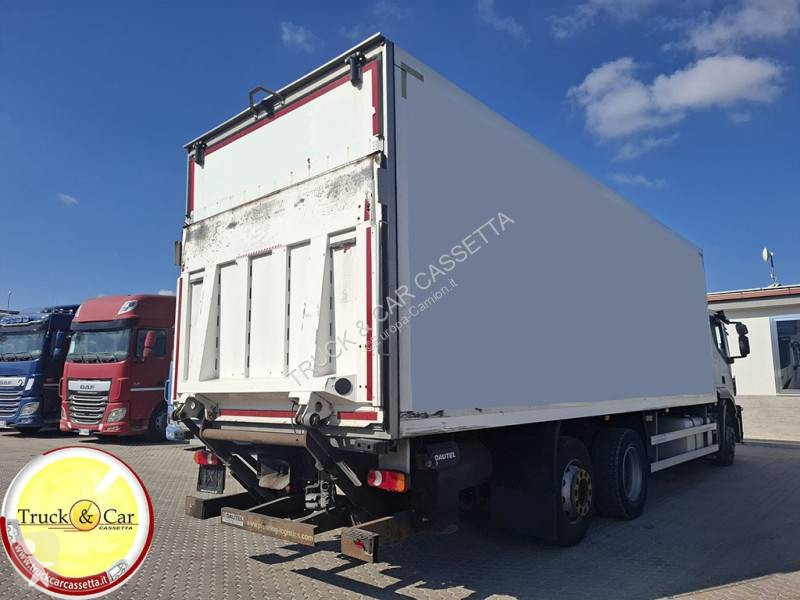 Lastbil Iveco 260 S 42