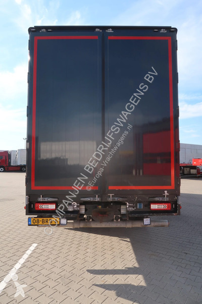 Camião Volvo 420