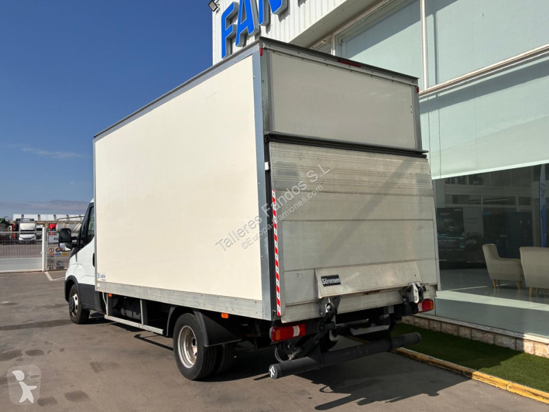Camión Iveco  35C16H3.0