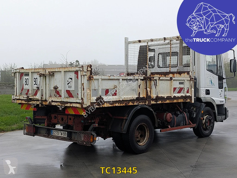 Camión Iveco EuroCargo 100 E18