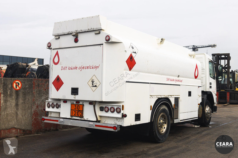 Camión Volvo FM 7.290 citerne gasoil 12.000 L...