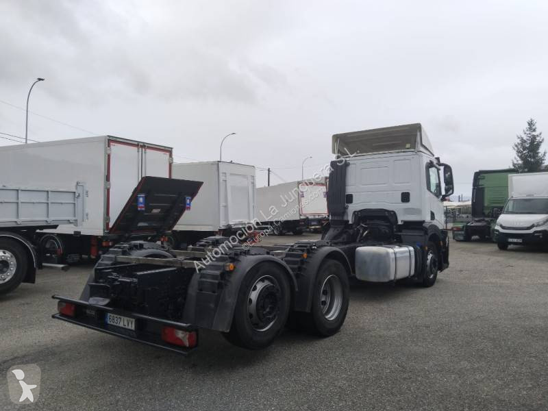 Camião Iveco AS260S46Y/P