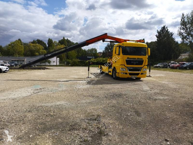 MAN 18.360 truck
