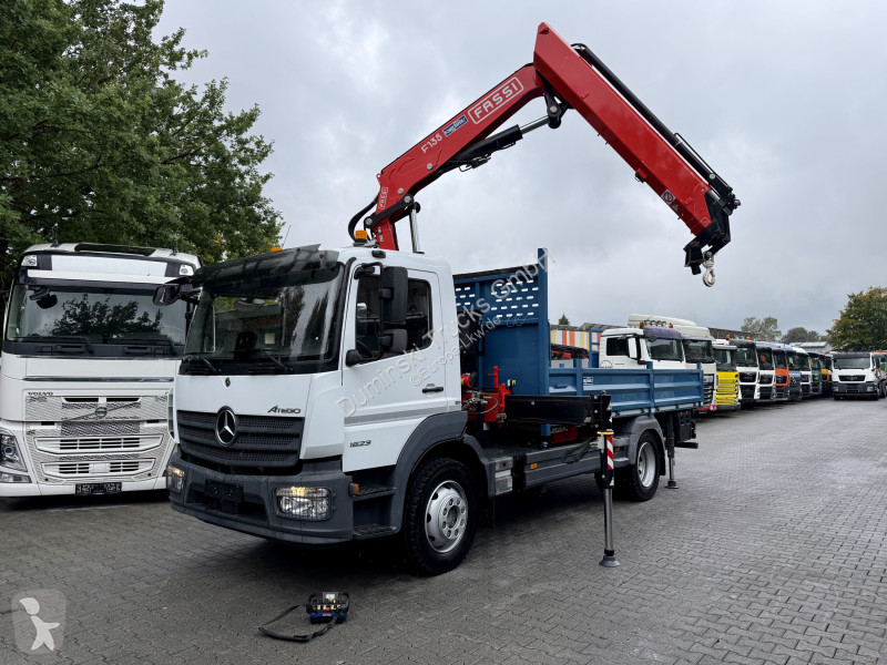 Camión Mercedes 1623 4X2 Kran Fassi F135