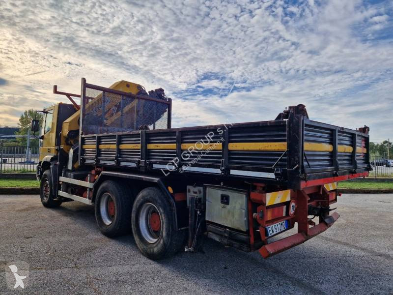Iveco 260E31 truck