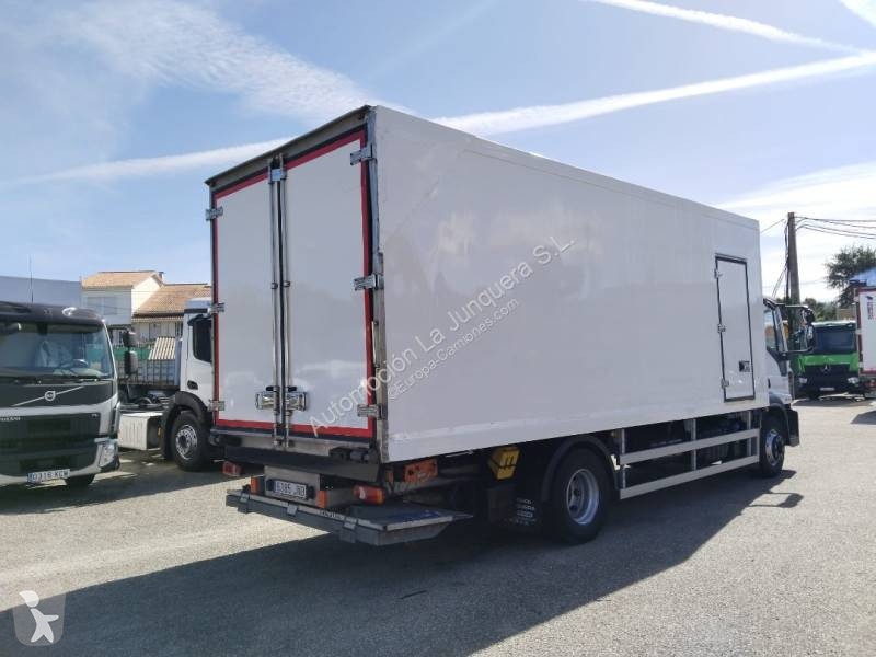 Camión Iveco 160 E 21