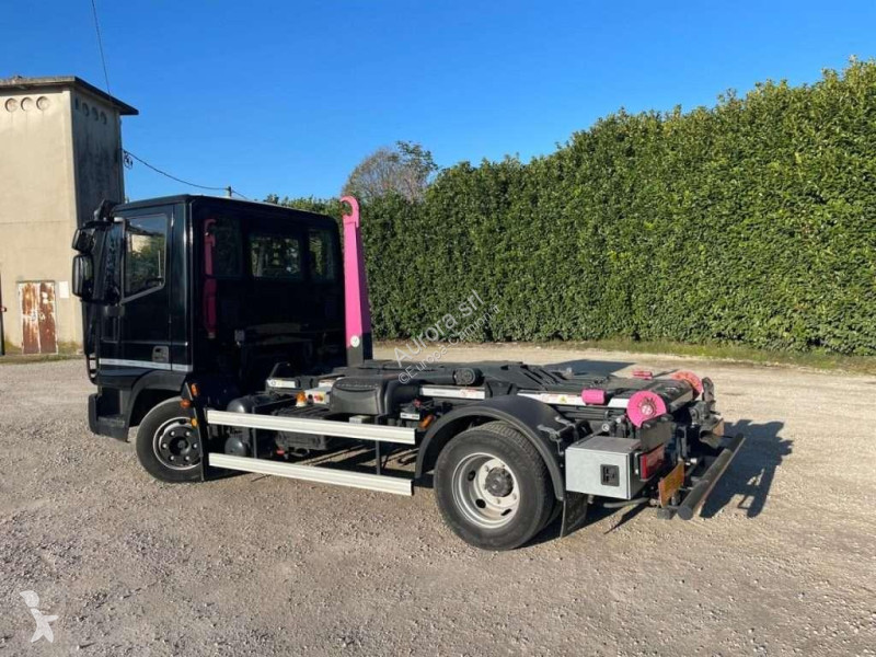 Camion Iveco EUROCARGO 75E18 CON SCARRABILE NUOVO