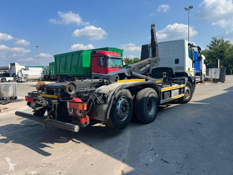 Camion Iveco STRALIS 260S-E4 SCARRABILE