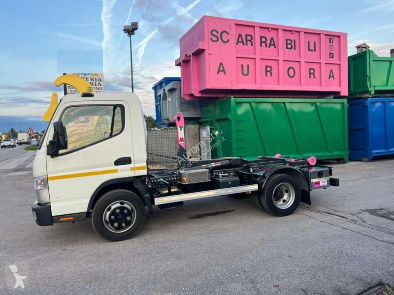 Camion Mitsubishi FUSO 7C15 SCARRABILE NUOVO