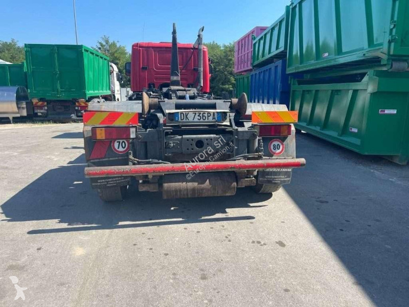 شاحنة Scania CV GB SCARRABILE USATO 8X2