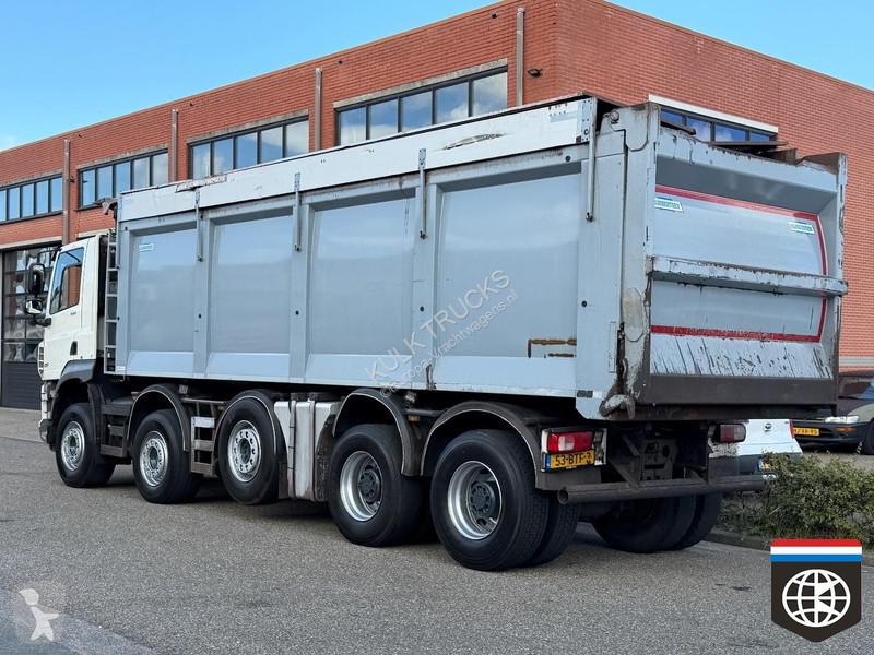 شاحنة DAF 10X4 MIDLIFT Steel-sprung - Insulated...