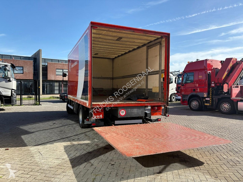 Vrachtwagen Volvo 240 + Loadlift + 14 T + Euro 5