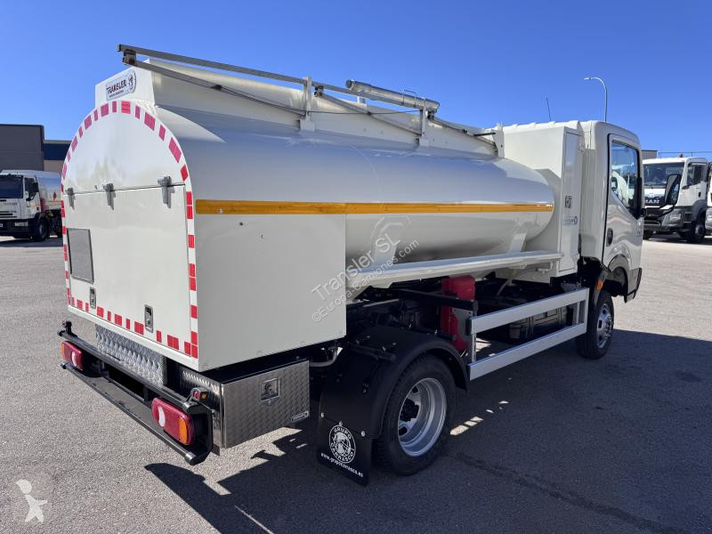 Camion Nissan
