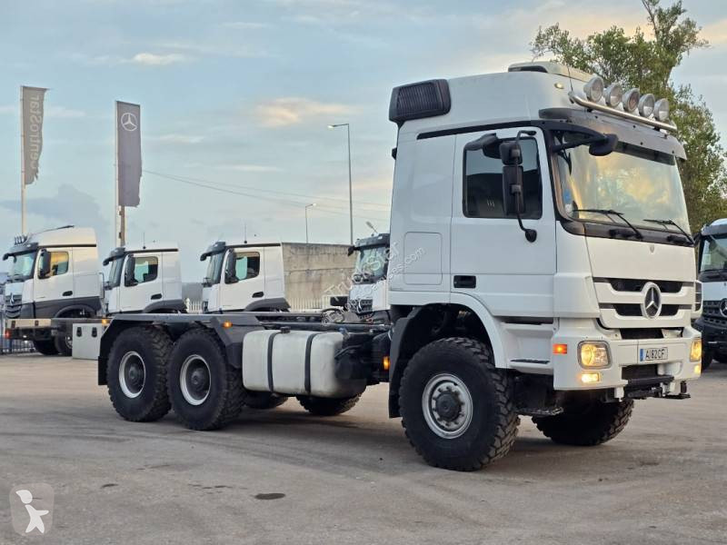 Kamion Mercedes 3355