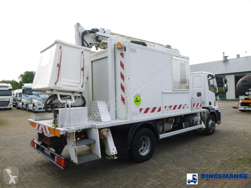 شاحنة Iveco 150E22 4x2 Euro 4 Manlift Comilev...