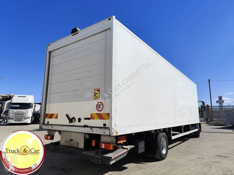Kamion Iveco 140 E 22