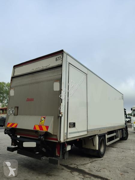 Kamion Scania 320