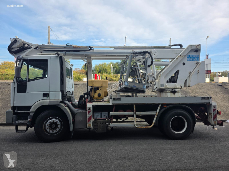 Iveco  truck