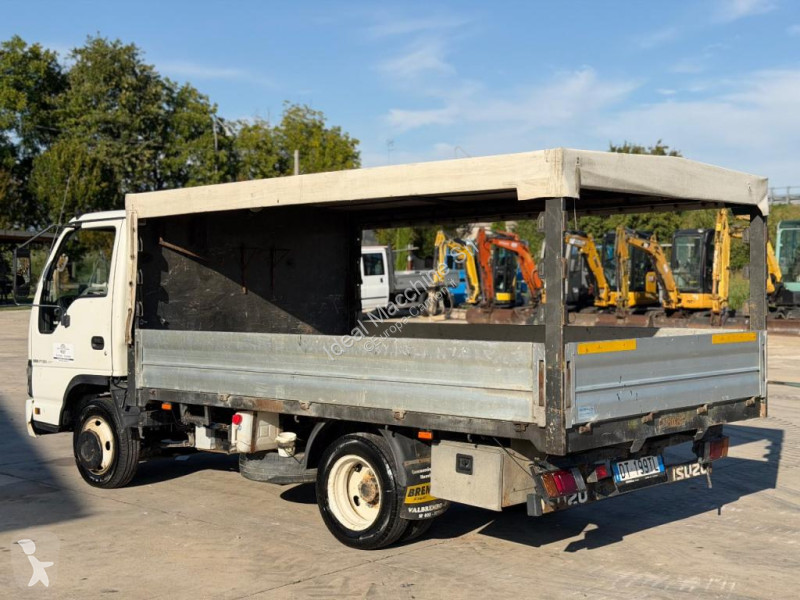 Lastbil Isuzu P35.Y07