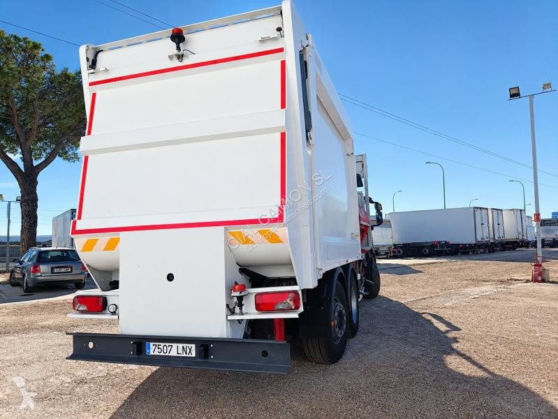 Iveco  AD260S36 truck