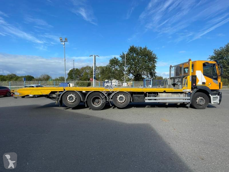 Превоз на строителна техника Iveco  STRALIS 420