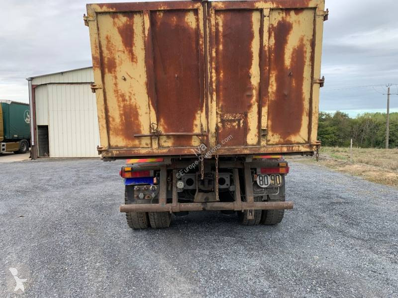 Renault 370 DXI truck