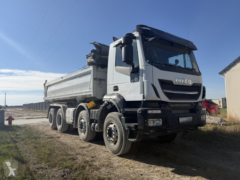 Iveco  AD340X OFF truck