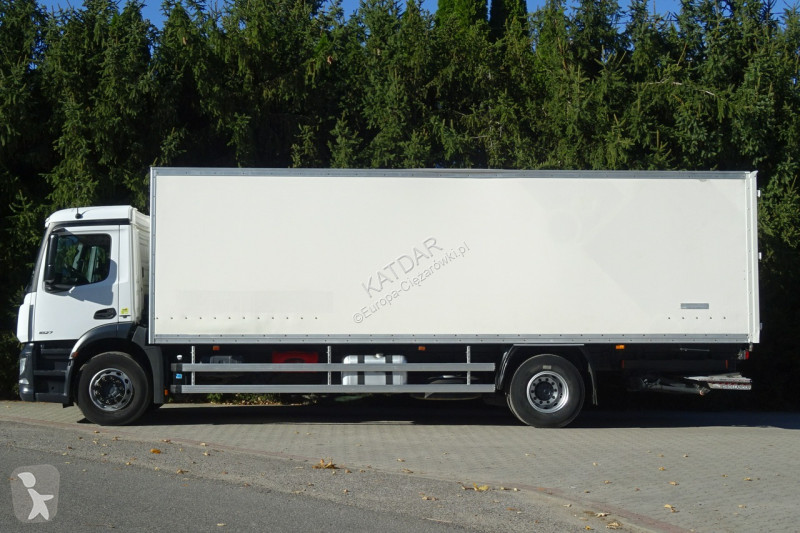 Mercedes 1827 Euro 6 kontener 21 pal 387tys.km...