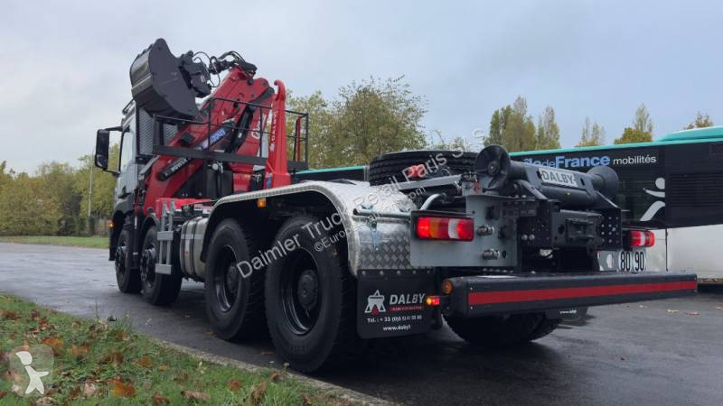 Kamion Mercedes 3243 KN