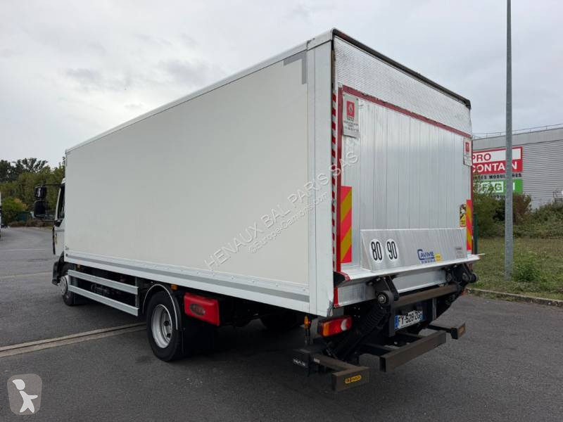 Vrachtwagen Renault 240