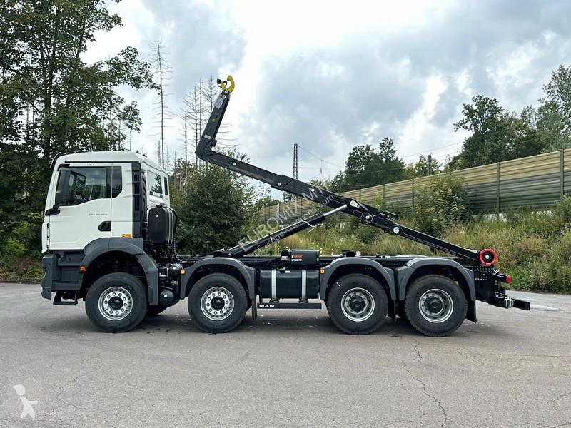Kamion MAN 35.520 MAN  35.520 BB 8x4 EuromixMTP...